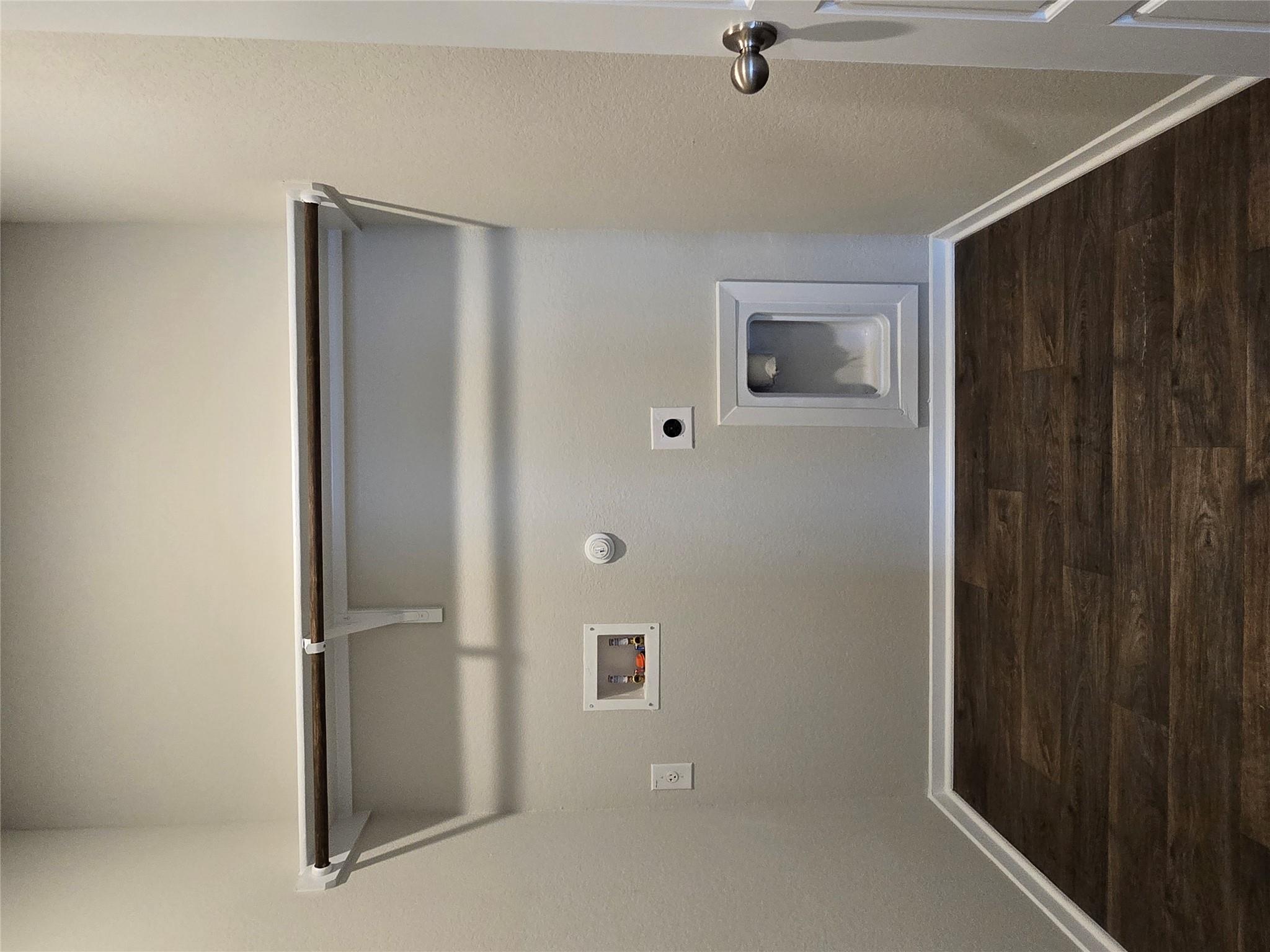 124 Edward R Gaytan St Property Photo 6