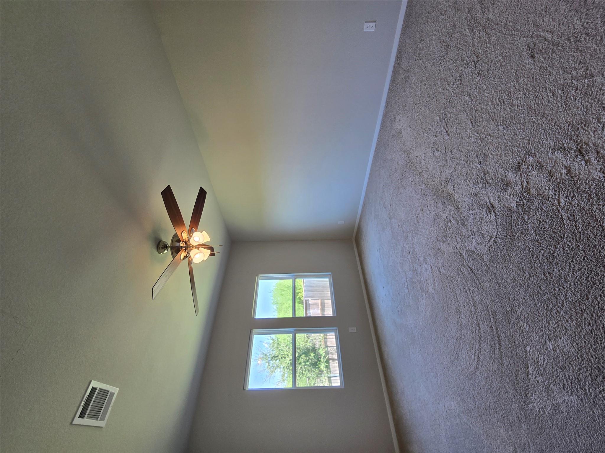 124 Edward R Gaytan St Property Photo 15