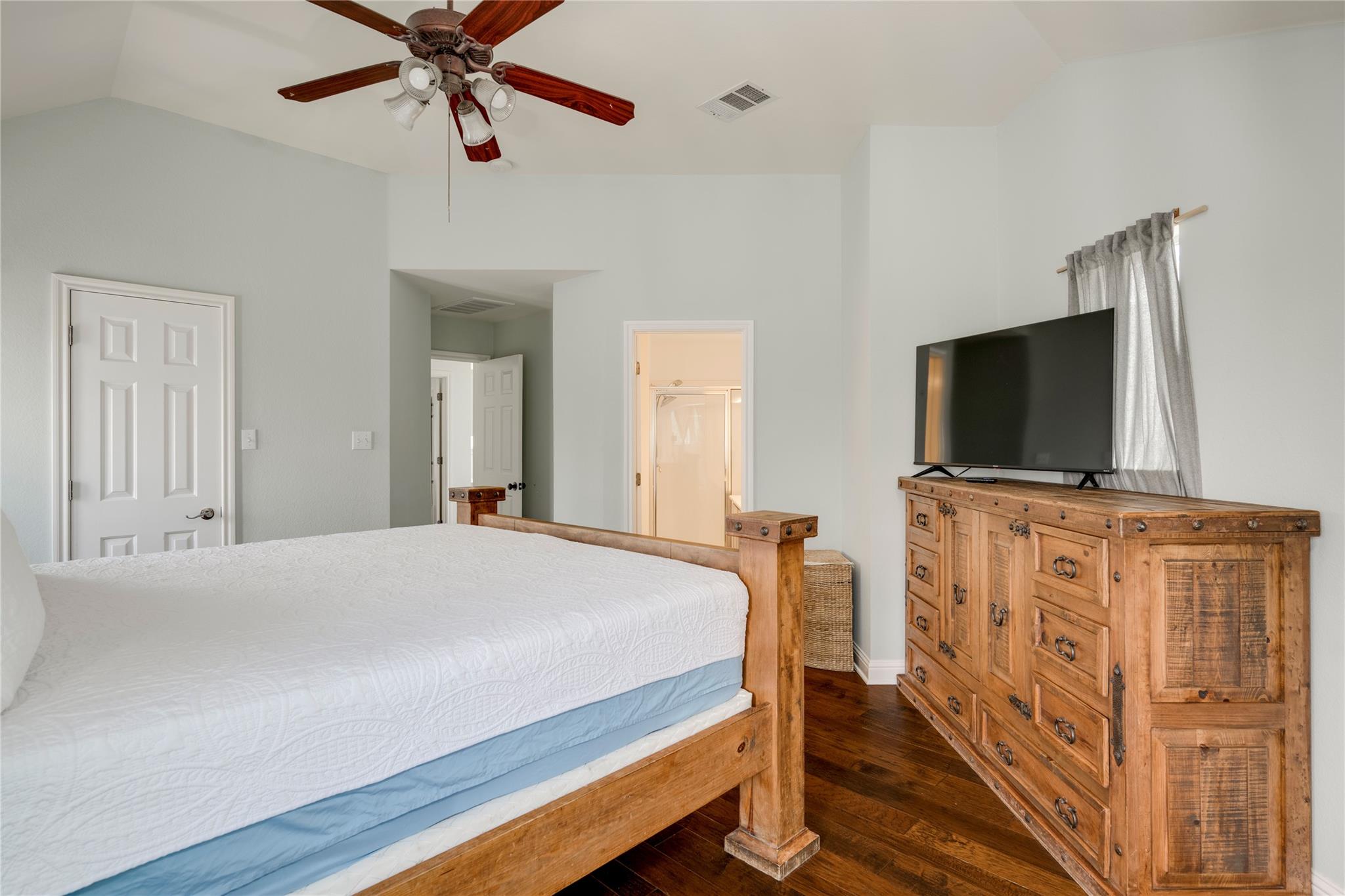 1802 Village Oak Ct Property Photo 20