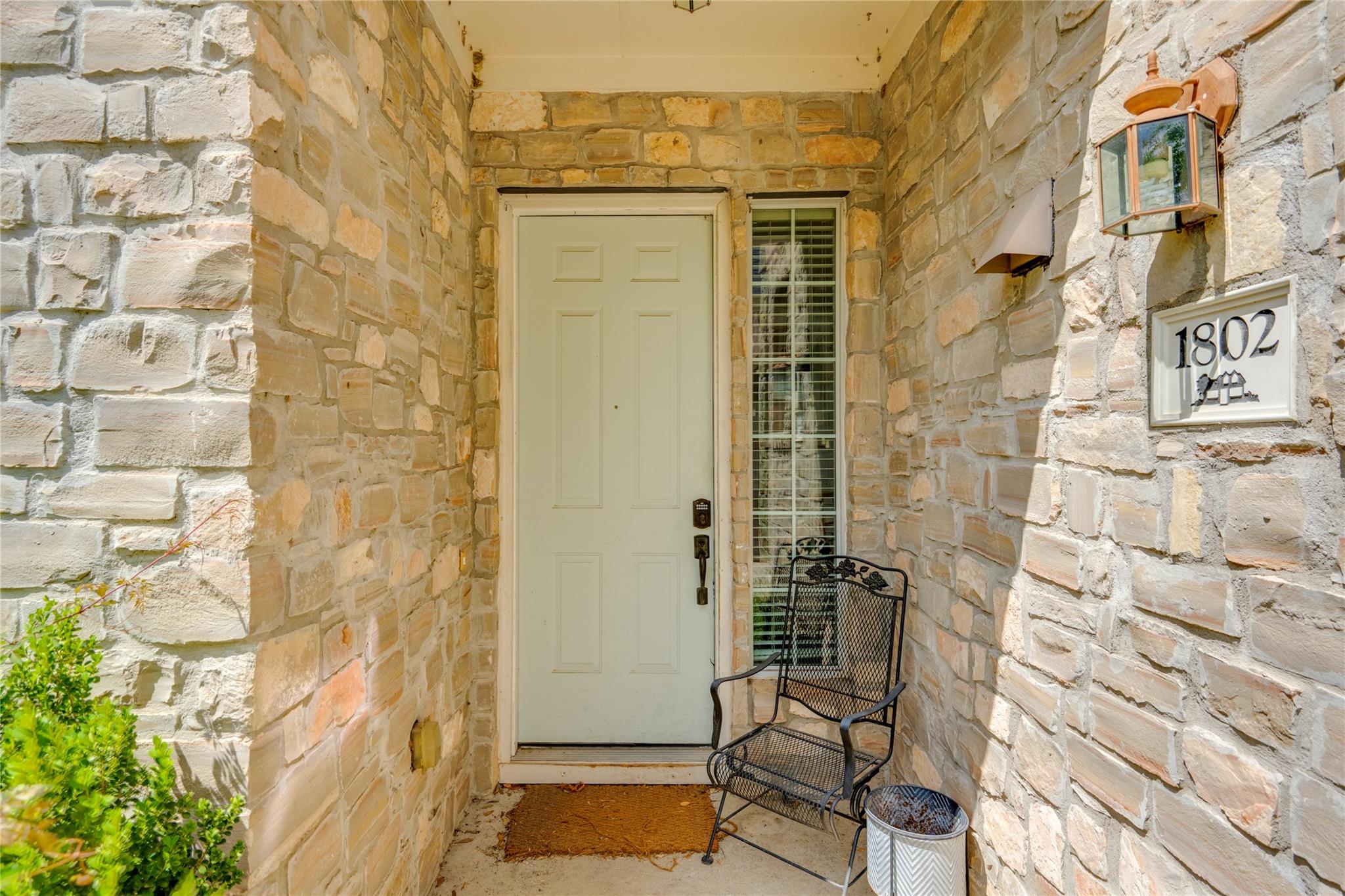1802 Village Oak Ct Property Photo 31