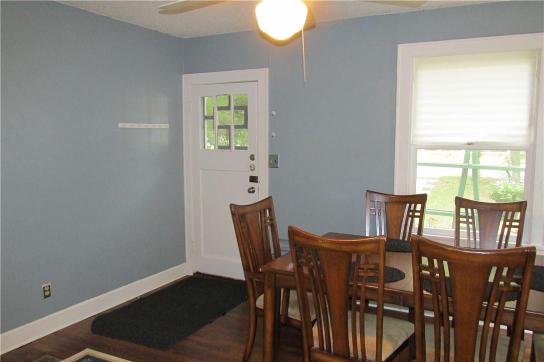 4811 Red River St Property Photo 3
