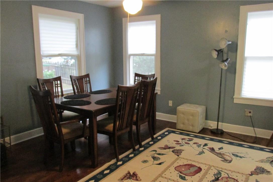 4811 Red River St Property Photo 4