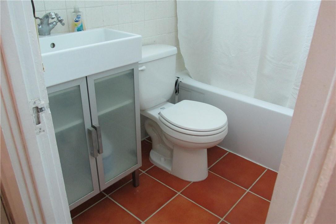 4811 Red River St Property Photo 9