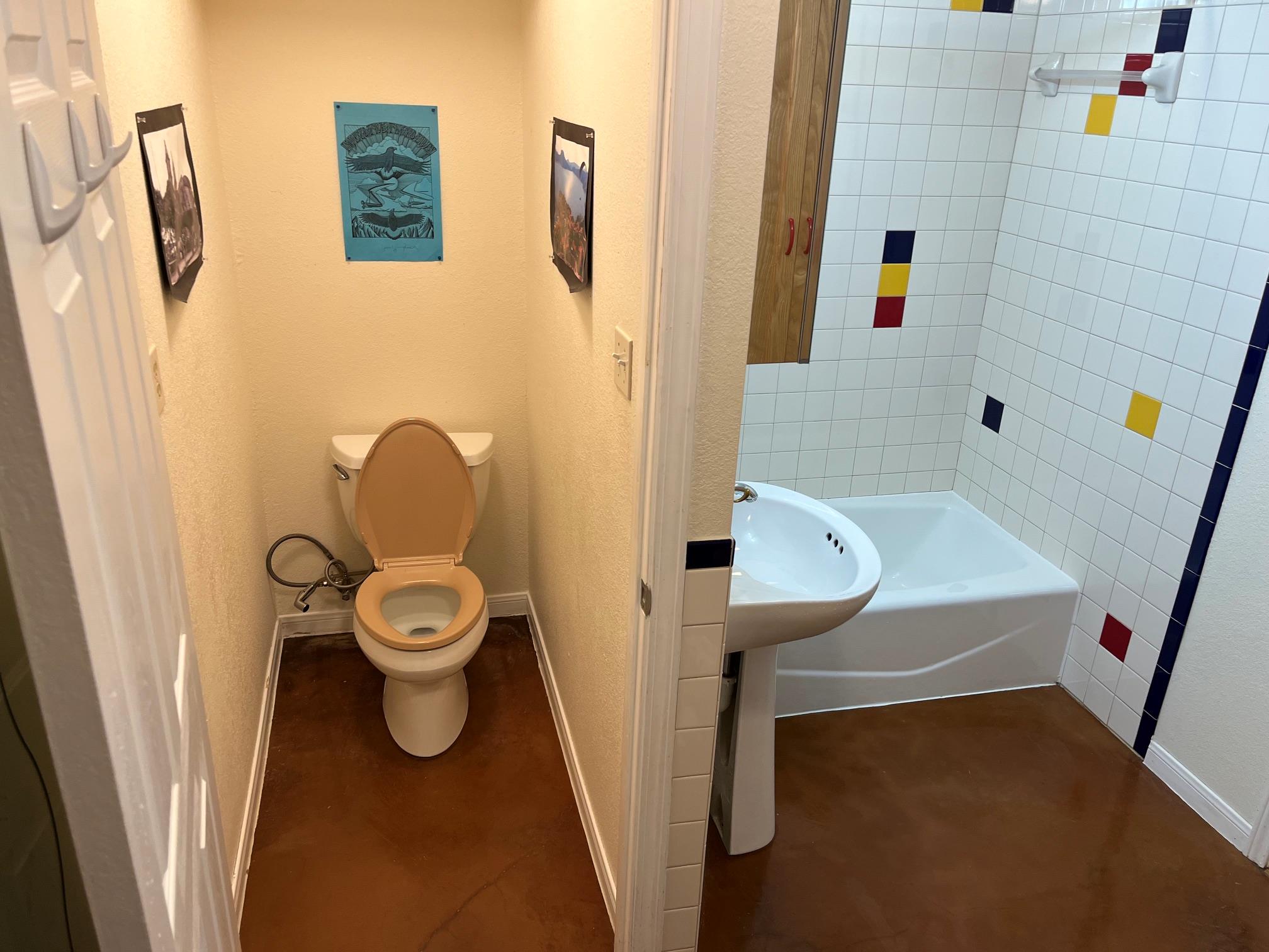 4811 Red River St Property Photo 12