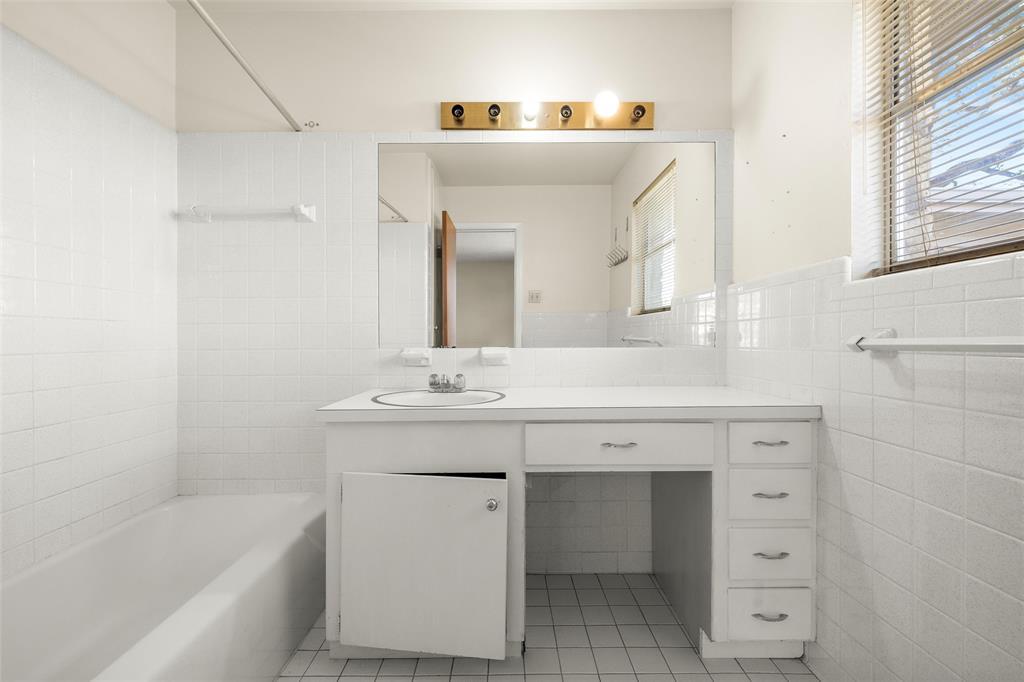 24503 Ranch Road 12 None #d Property Photo 23