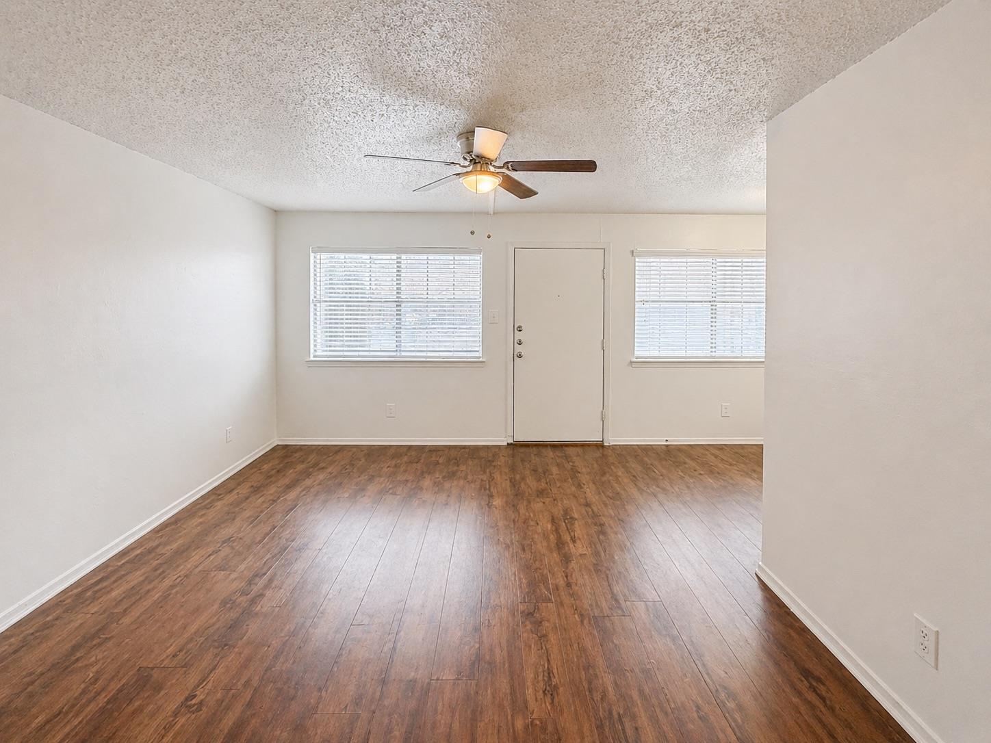 2704 Salado St #103 Property Photo 2