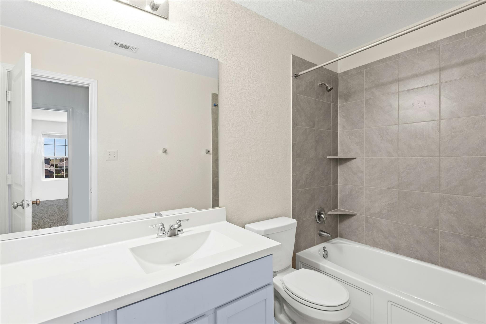 513 Circle Way Property Photo 26