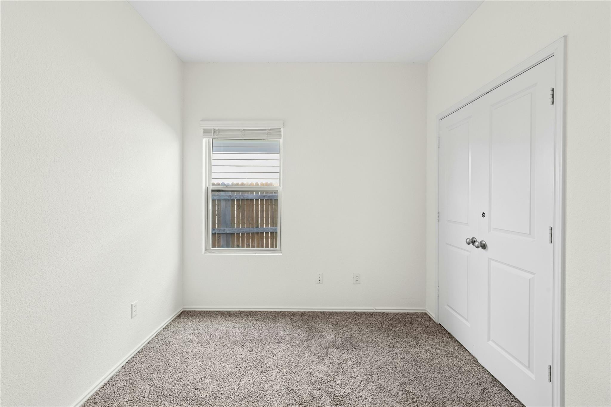 513 Circle Way Property Photo 29