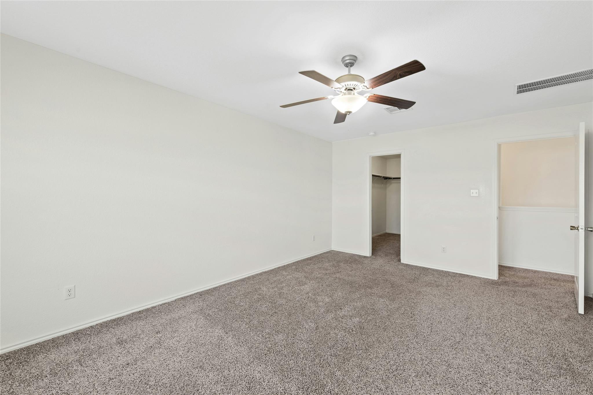 513 Circle Way Property Photo 34