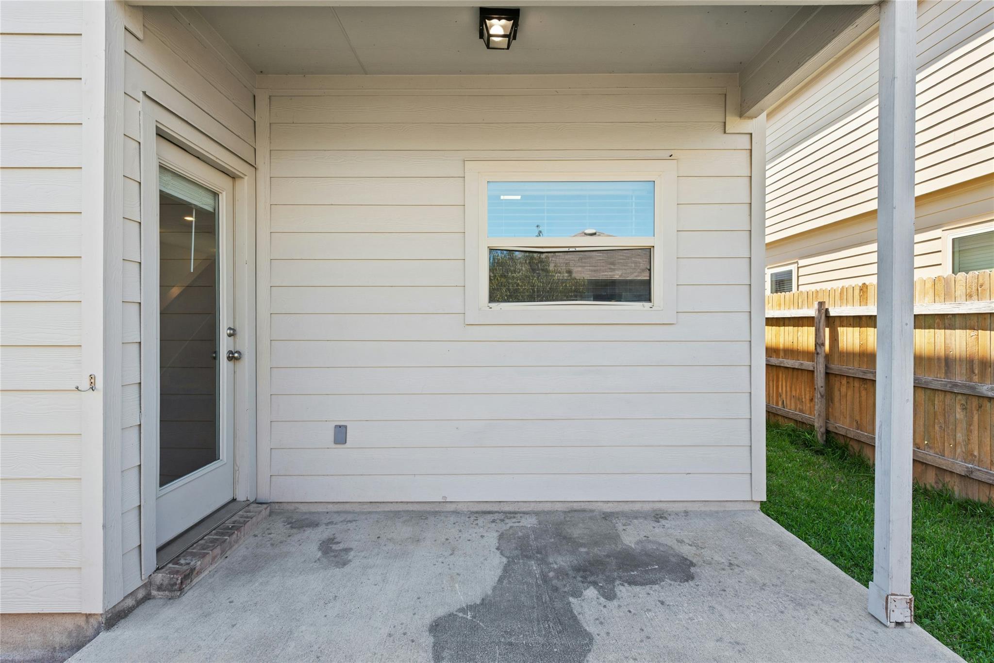 513 Circle Way Property Photo 36