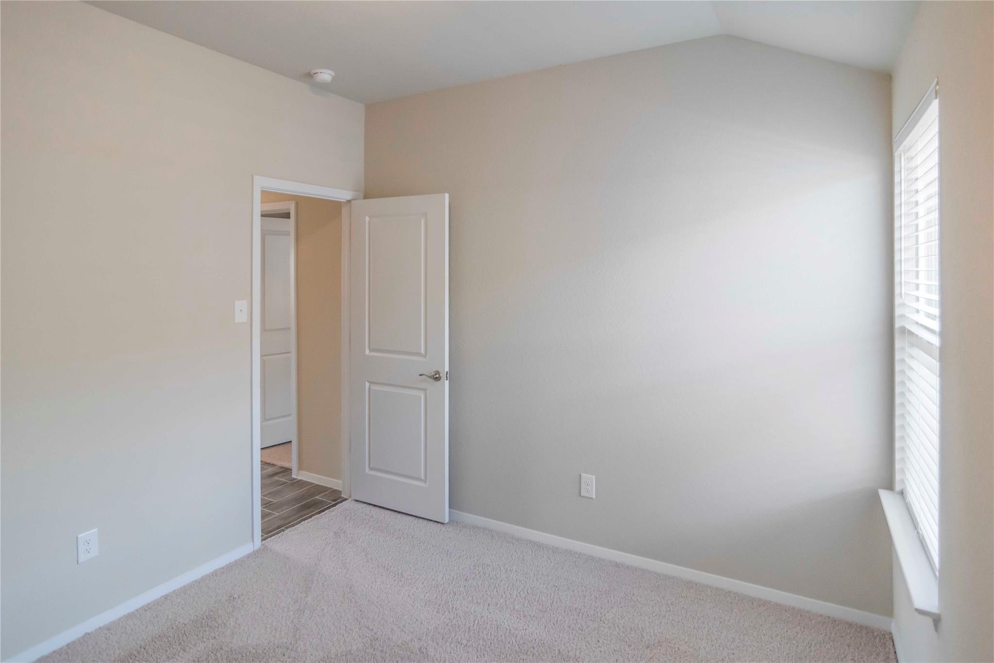 204 Rollingwood Dr Property Photo 16