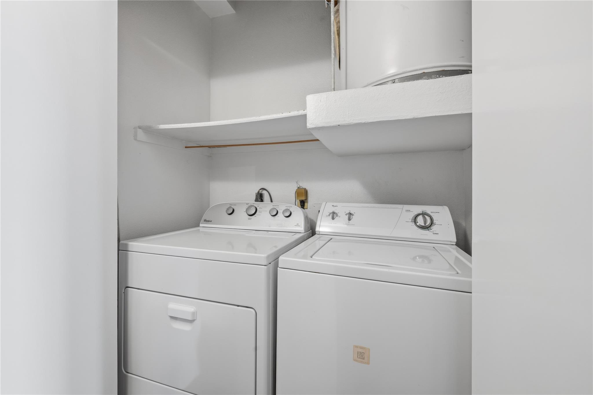 700 S 1st St #202 Property Photo 12