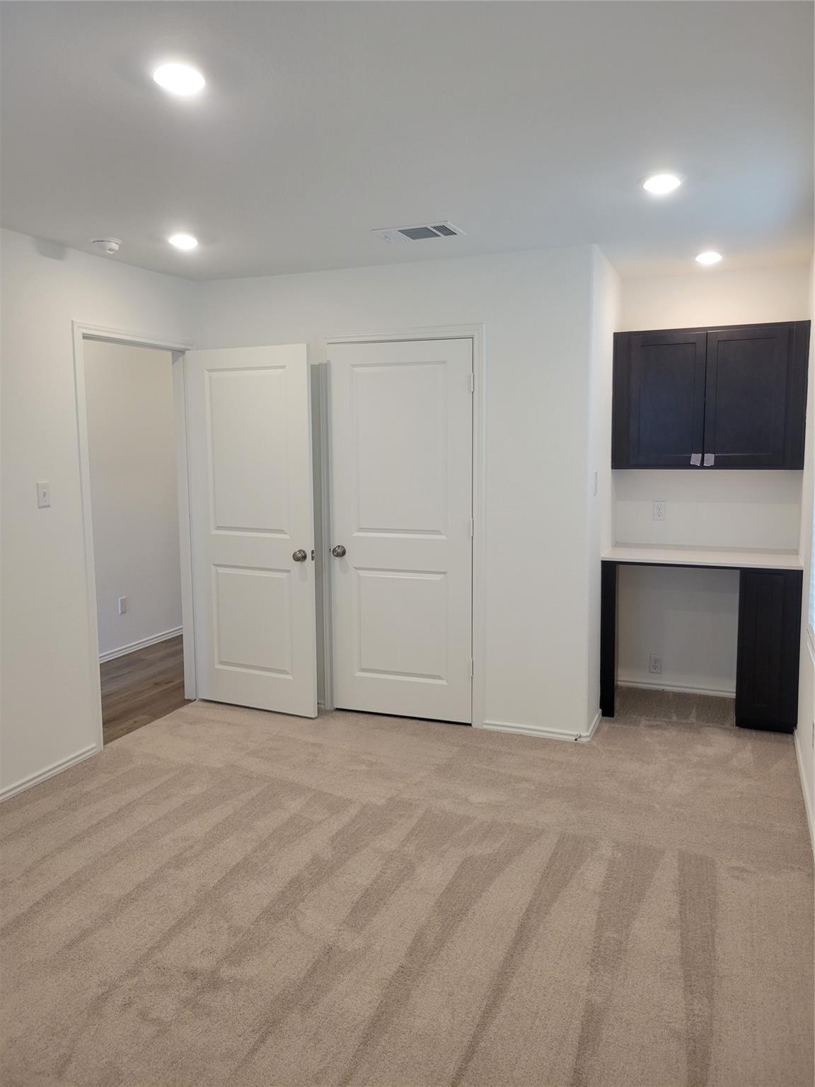 634 Waterway Ave Property Photo 11
