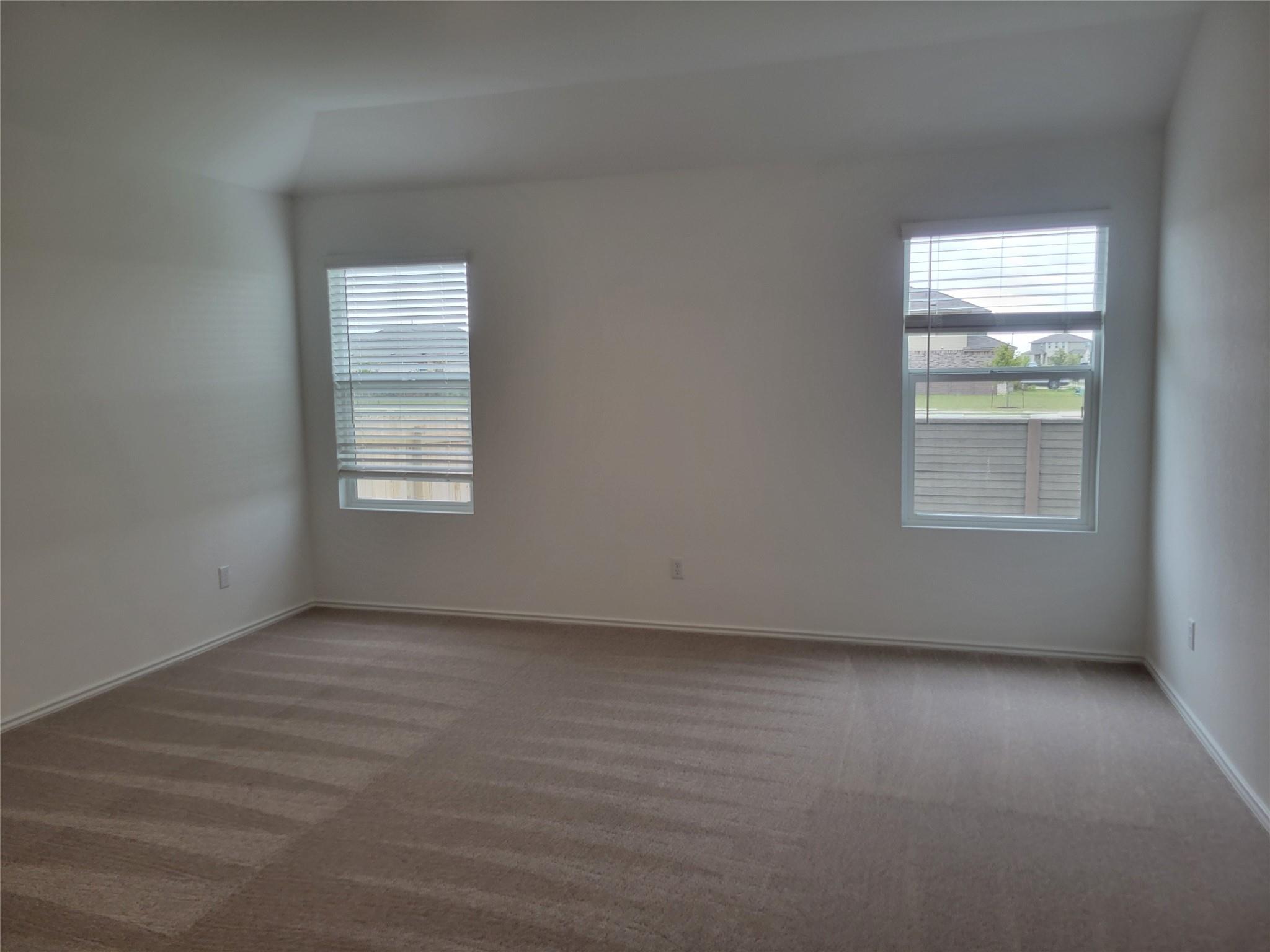 634 Waterway Ave Property Photo 22