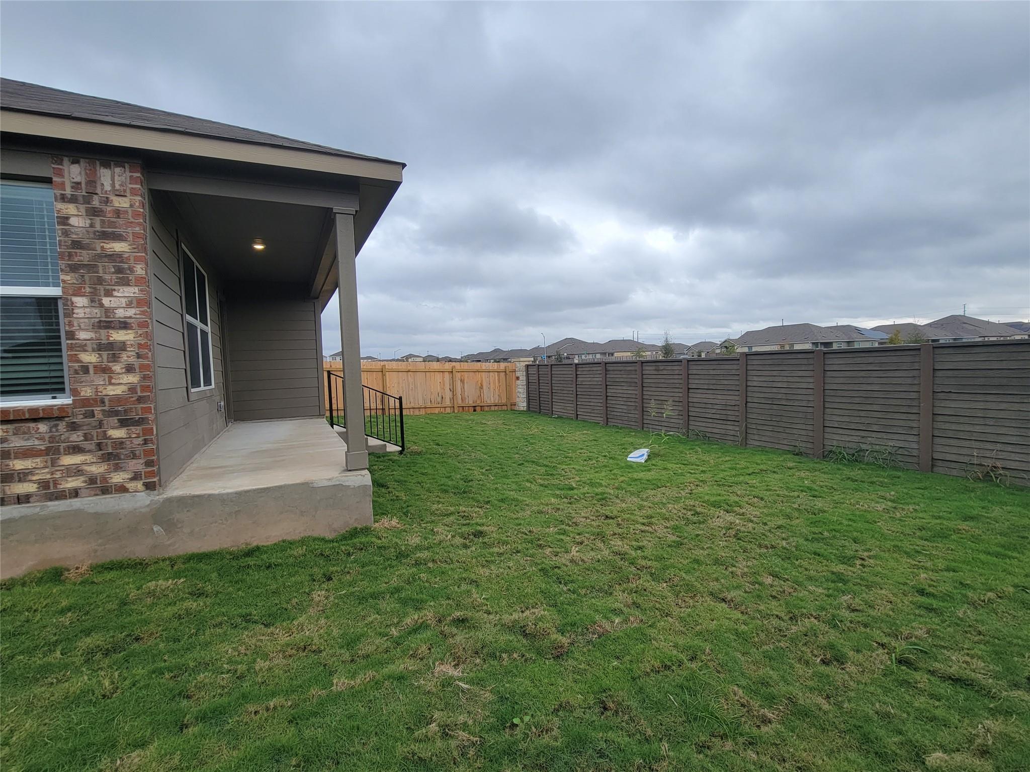 634 Waterway Ave Property Photo 25