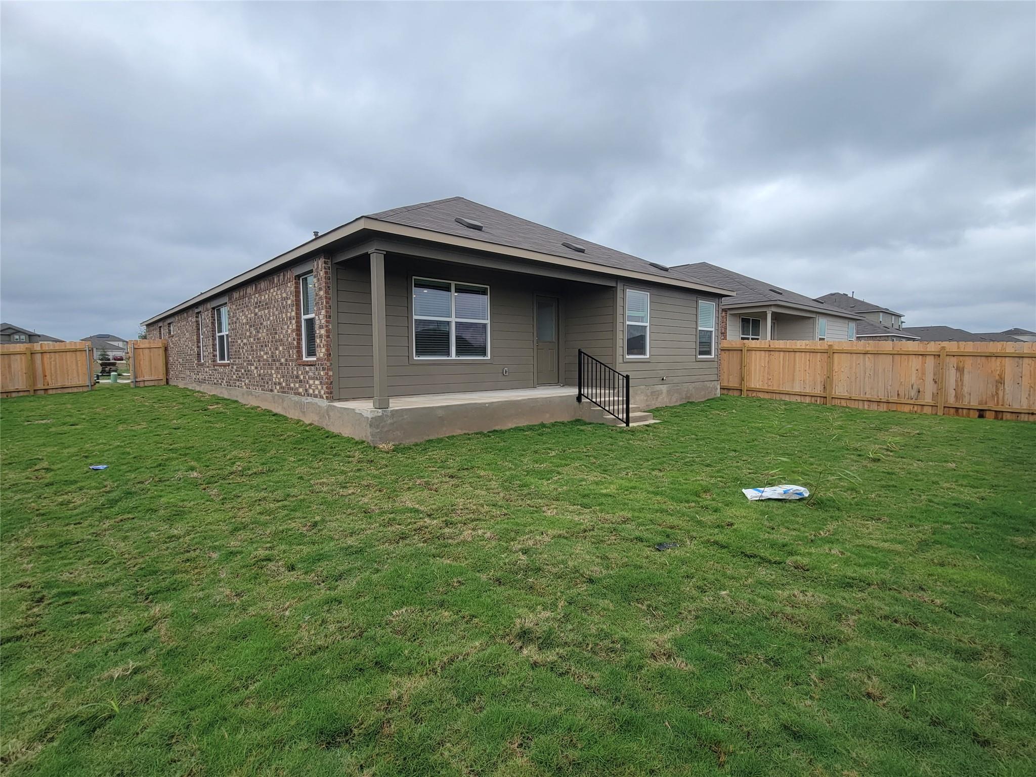 634 Waterway Ave Property Photo 26