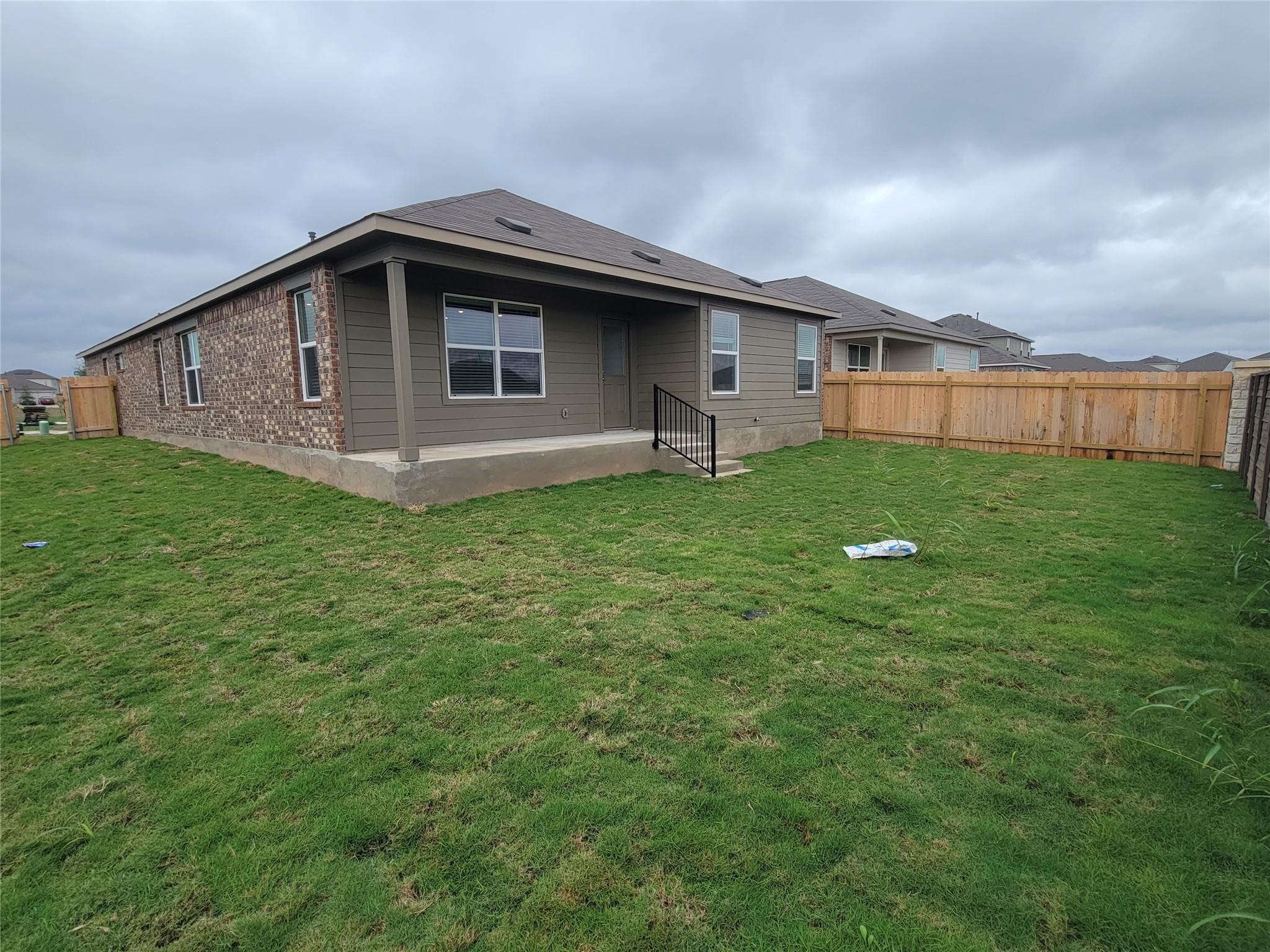 634 Waterway Ave Property Photo 27