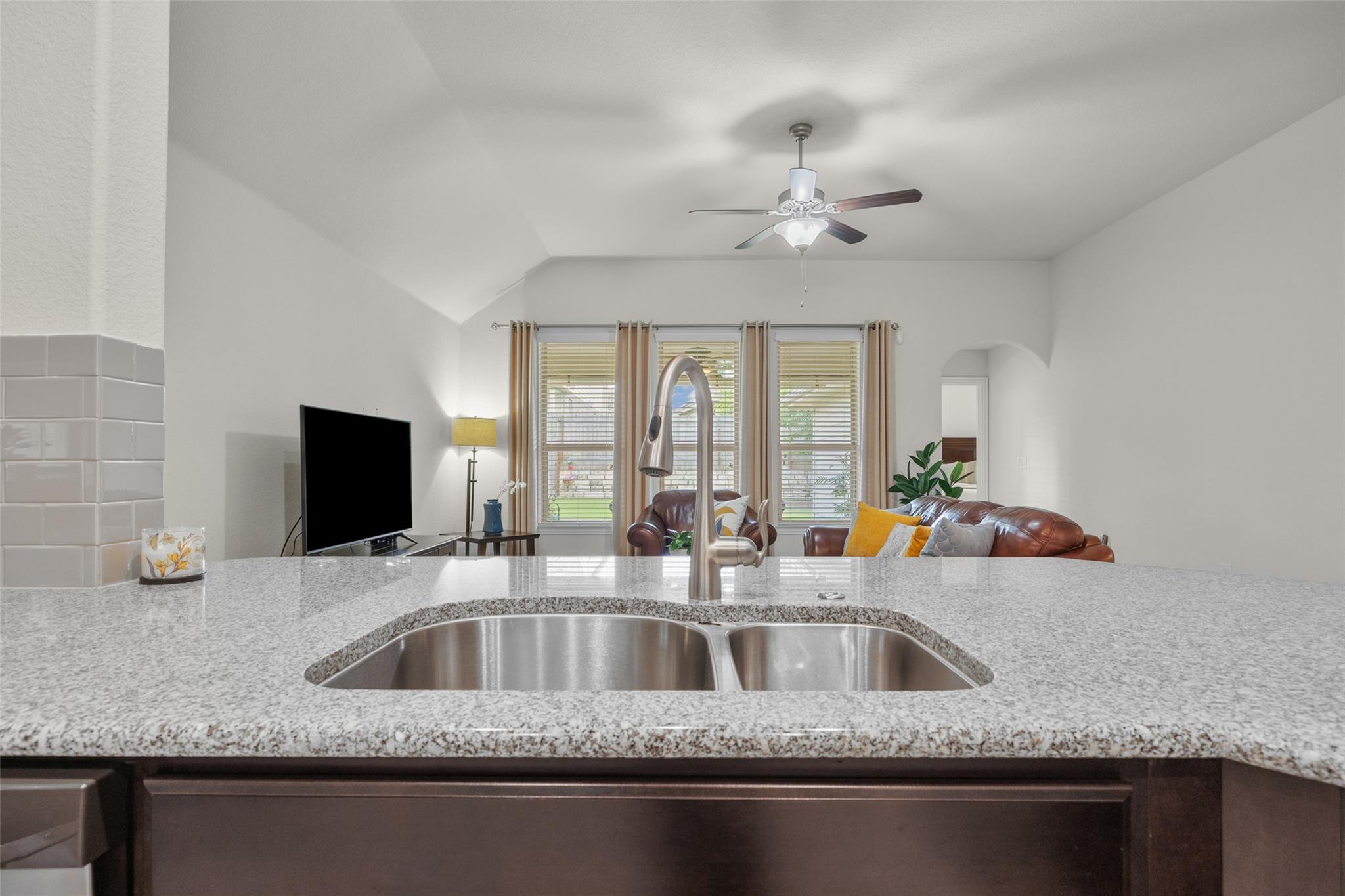 12203 Toluca Dr Property Photo 12