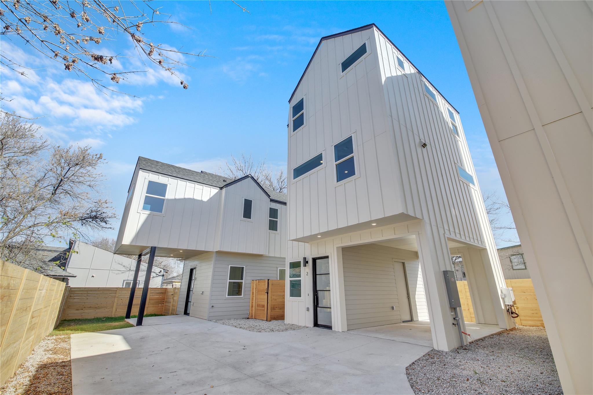 6802 Montana St #2 Property Photo 1