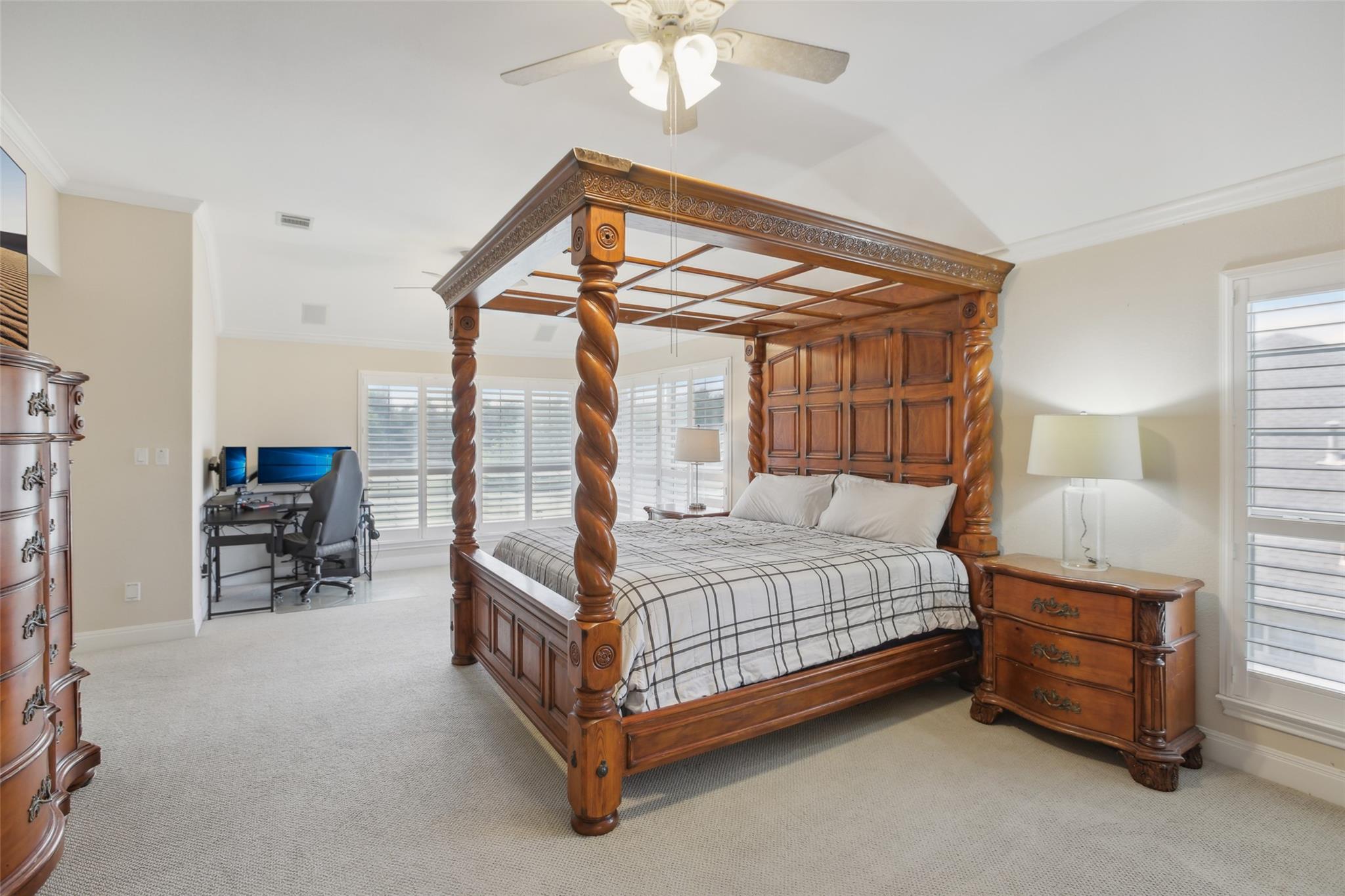 2123 Hilton Head Dr Property Photo 18