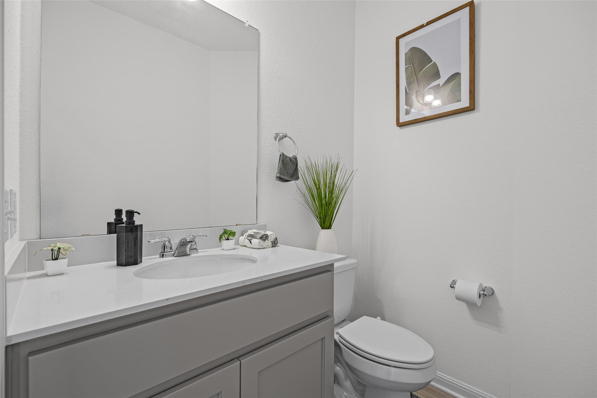 6915 Tiznow Ln Property Photo 10