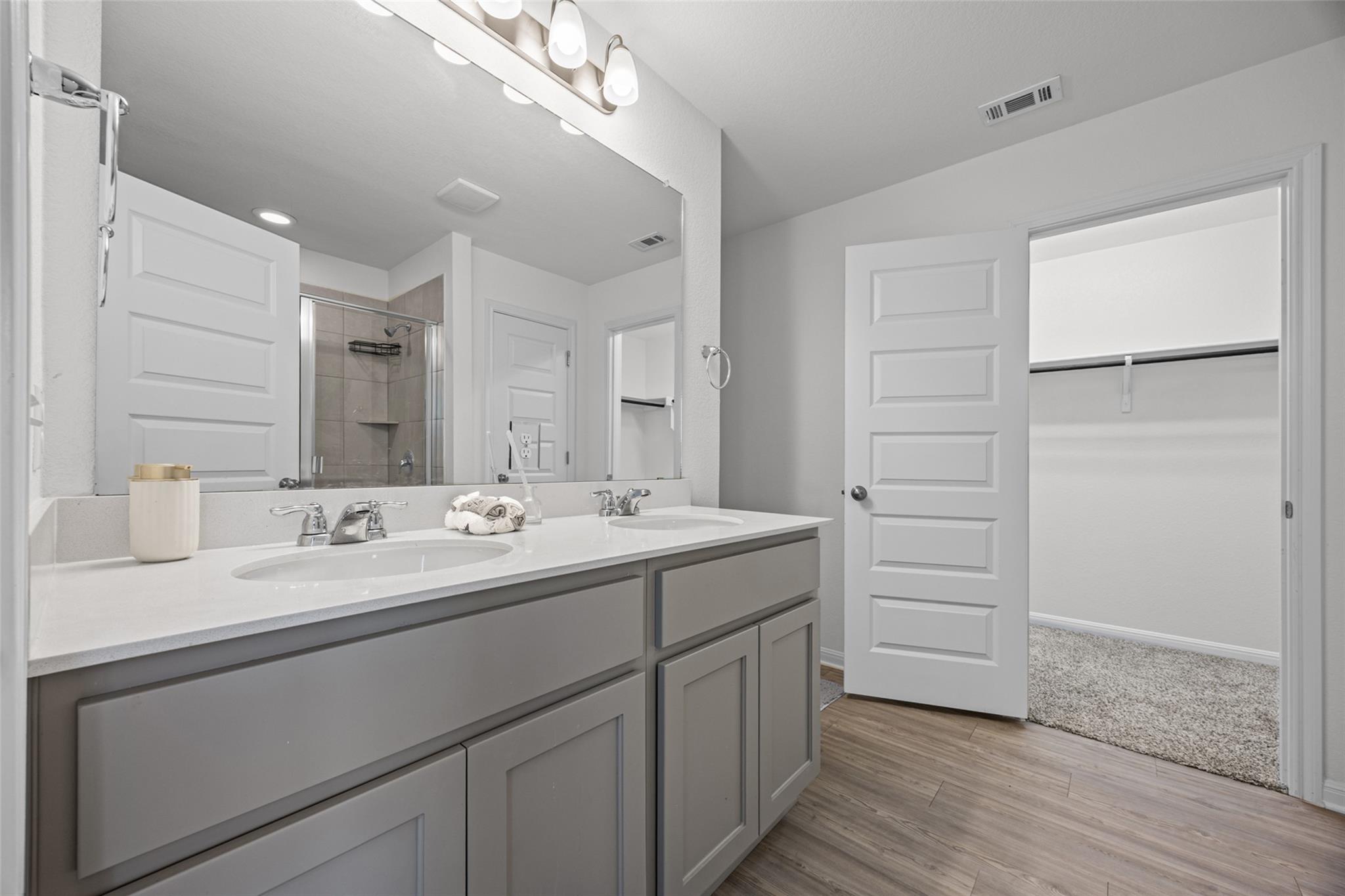 6915 Tiznow Ln Property Photo 18