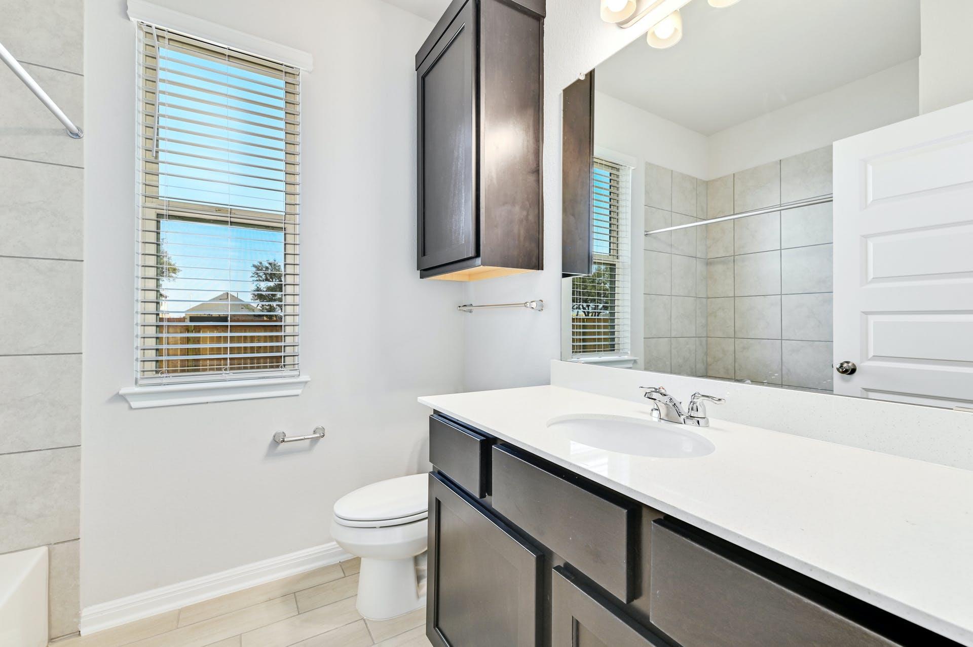 1021 Kerrwood Way Property Photo 15