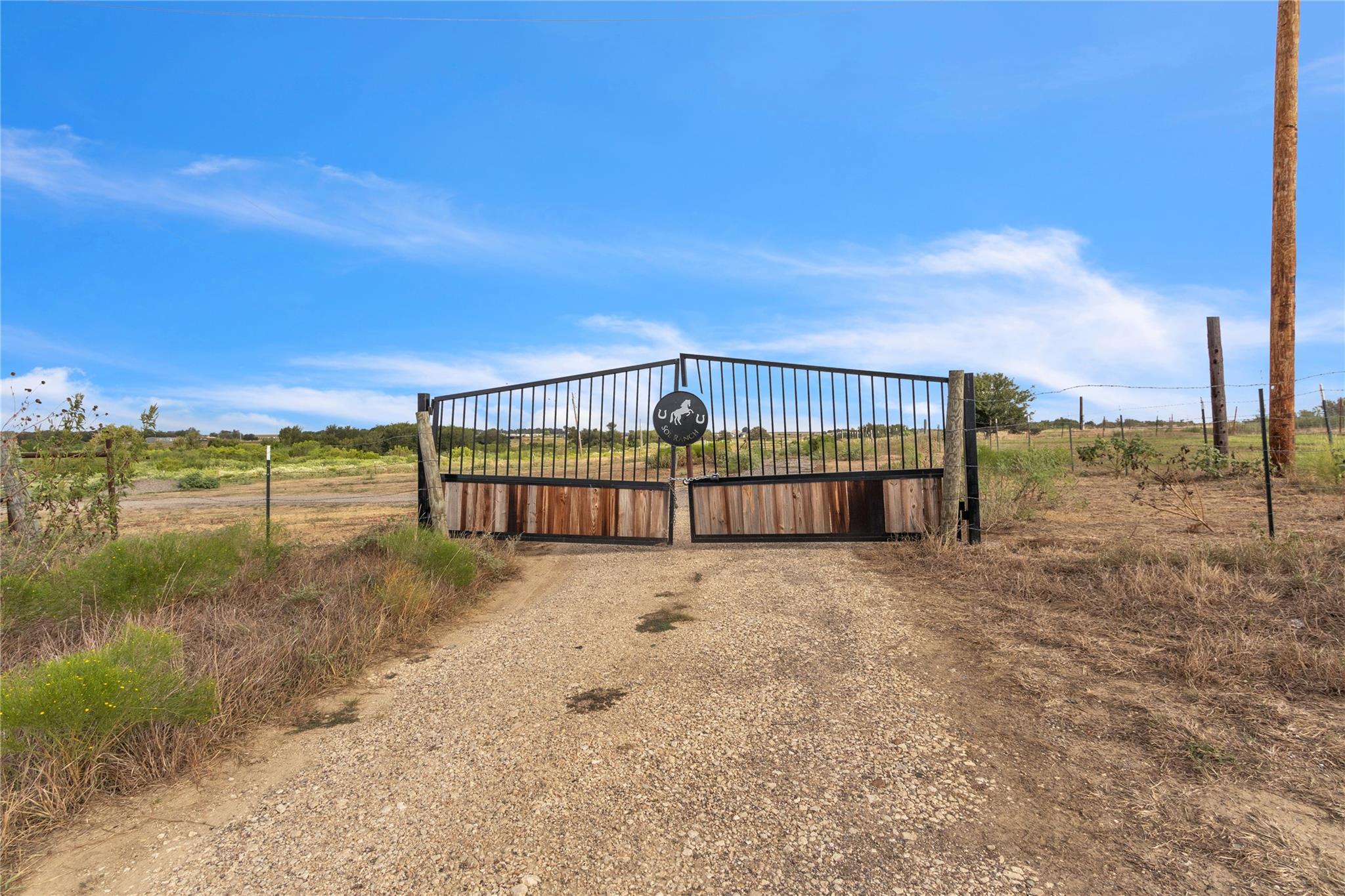 1701 County Road 466 None Property Photo 1