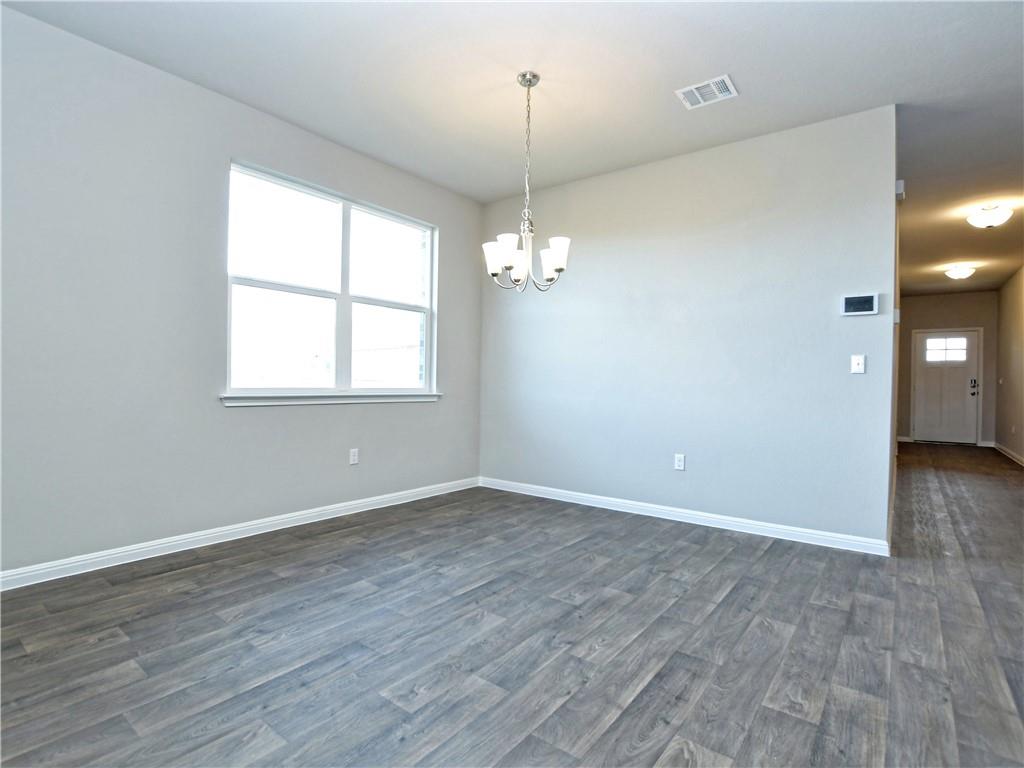110 S Deep Eddy Cv Property Photo 13
