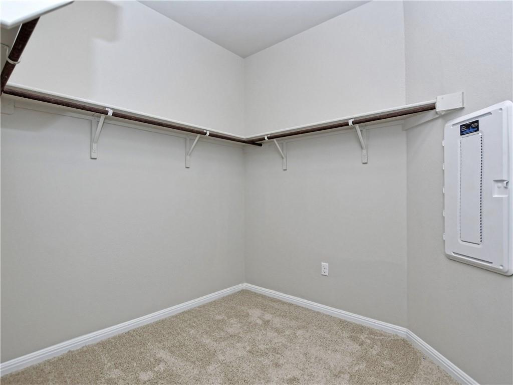 110 S Deep Eddy Cv Property Photo 21