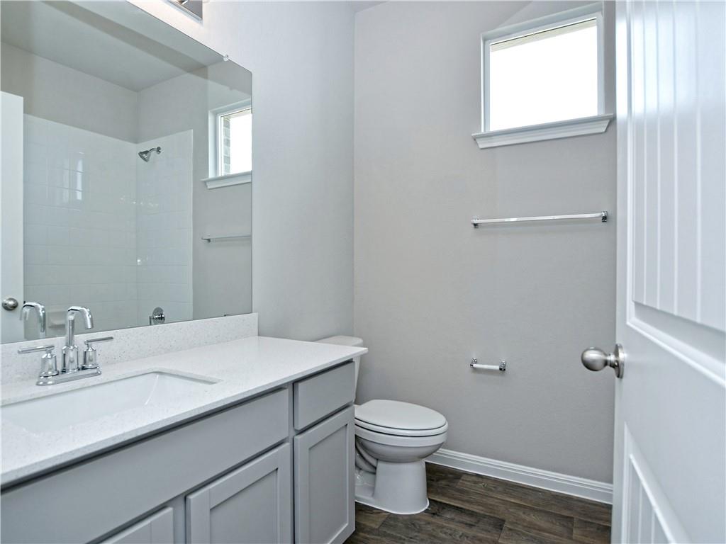 110 S Deep Eddy Cv Property Photo 28