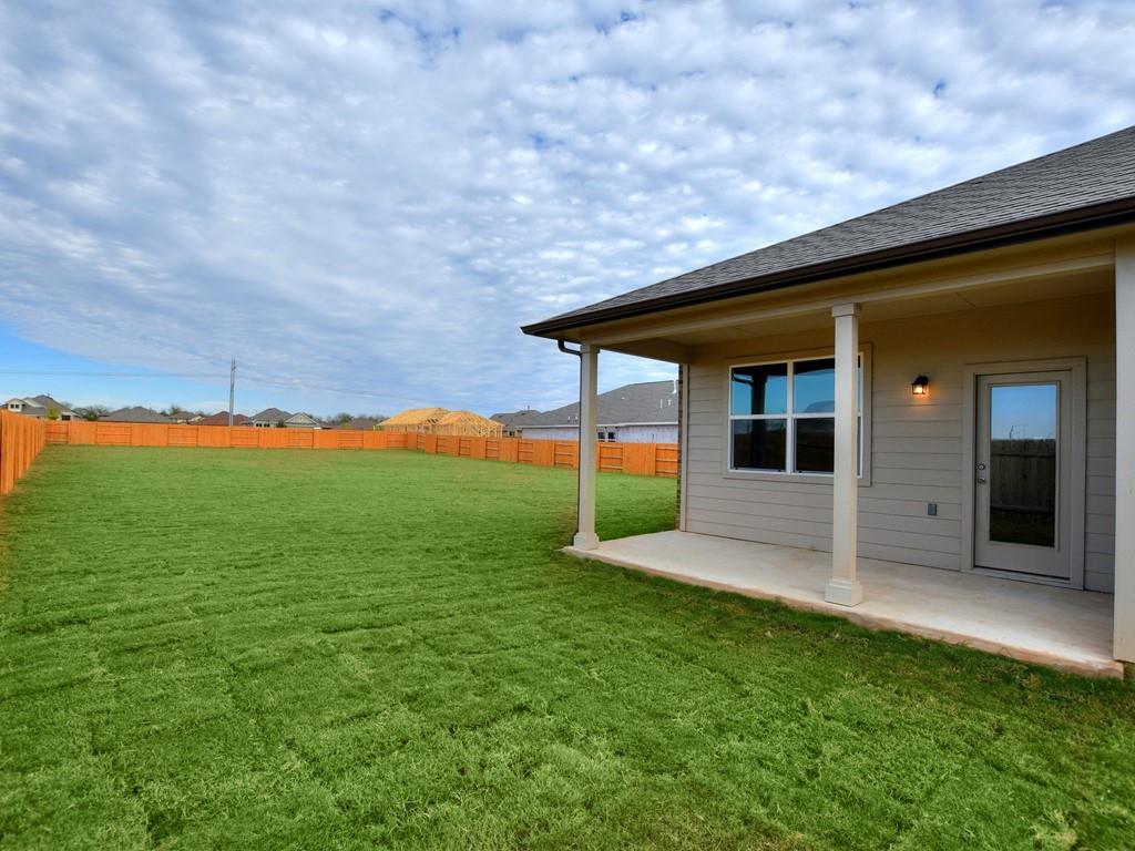 110 S Deep Eddy Cv Property Photo 31