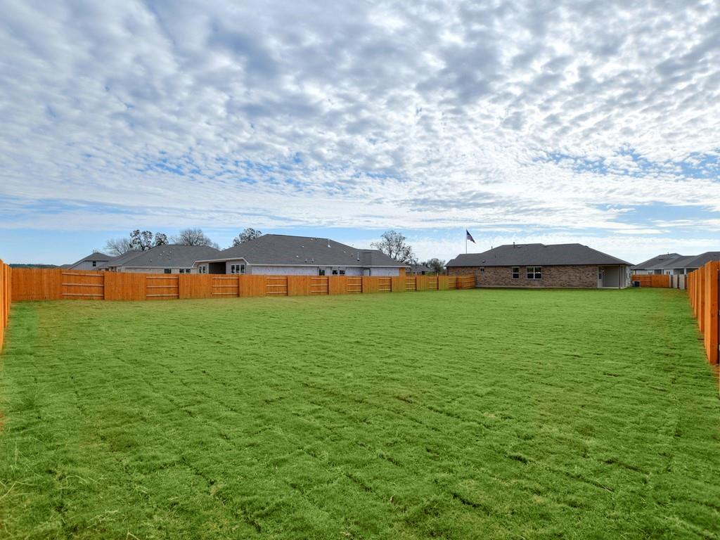 110 S Deep Eddy Cv Property Photo 39