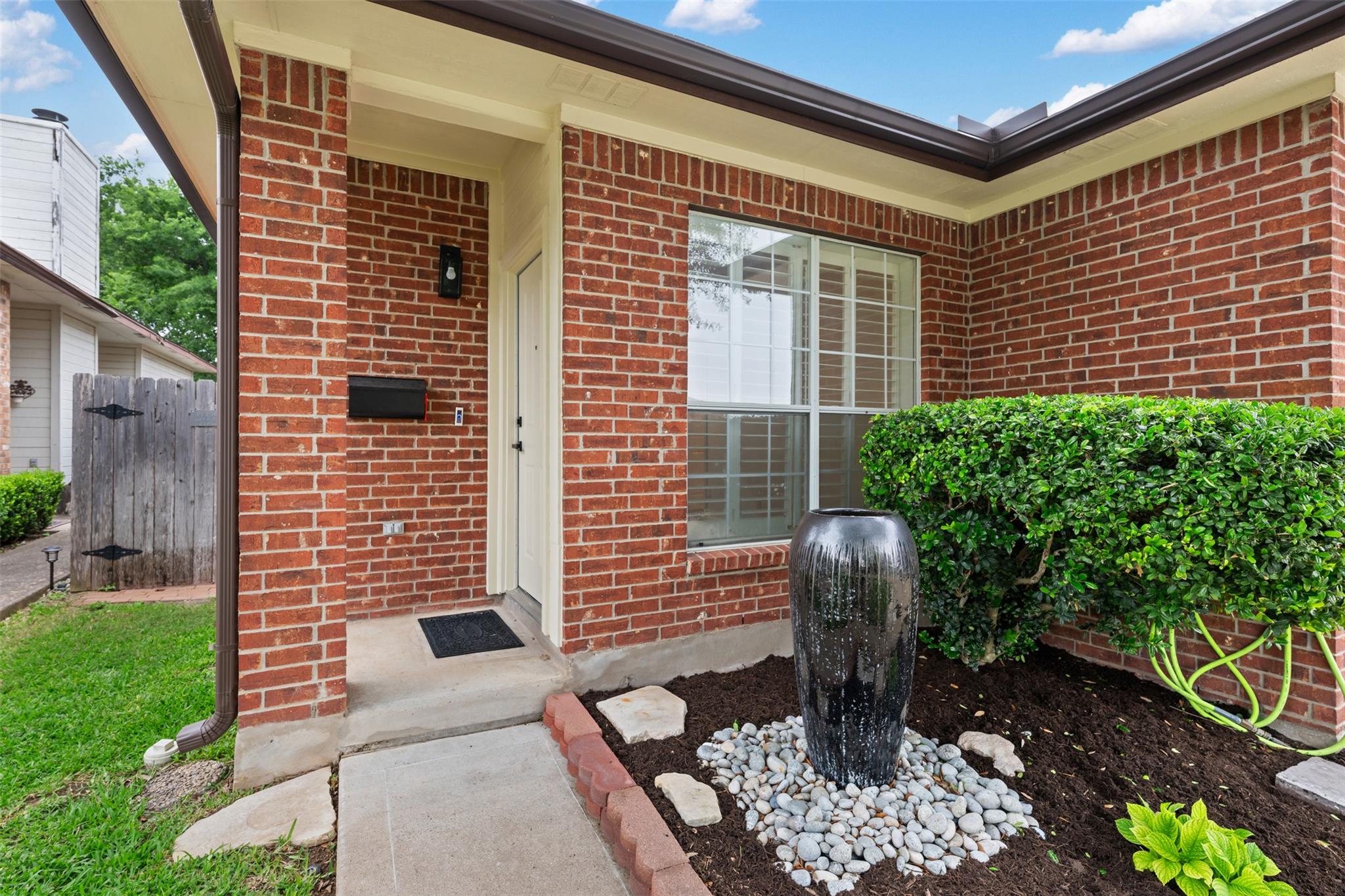 2429a Curry Loop Property Photo 3