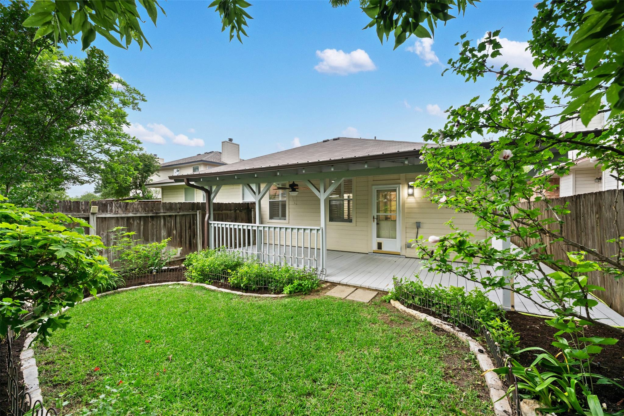 2429a Curry Loop Property Photo 8