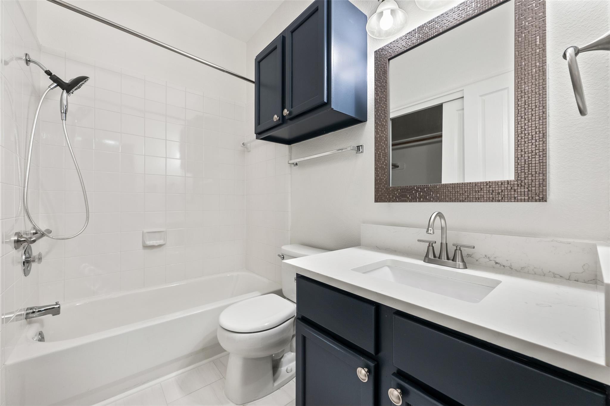 2429a Curry Loop Property Photo 12
