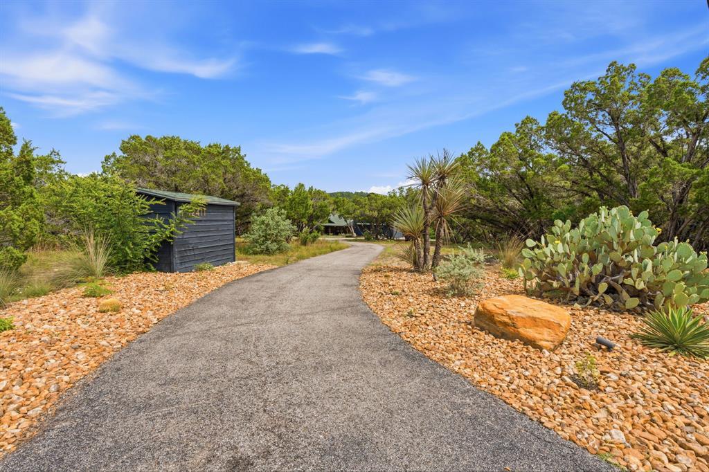 12411 Lone Mountain Pass Property Photo 33