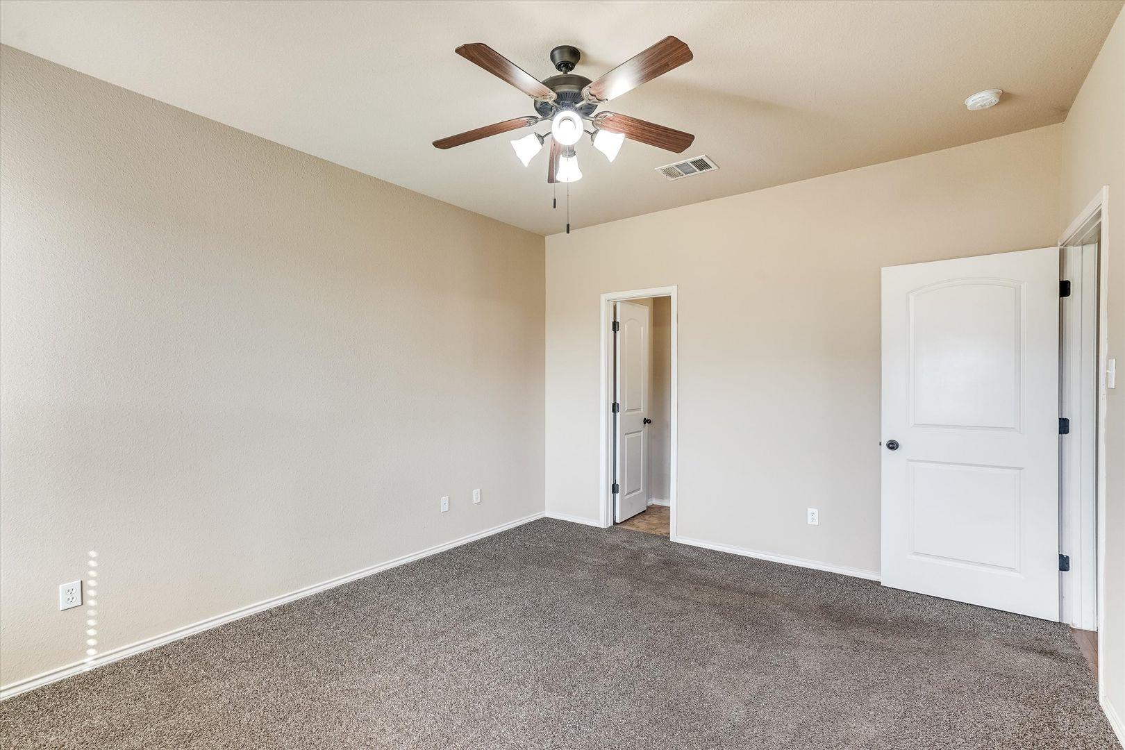 1124 Brendon Lee Ln Property Photo 13