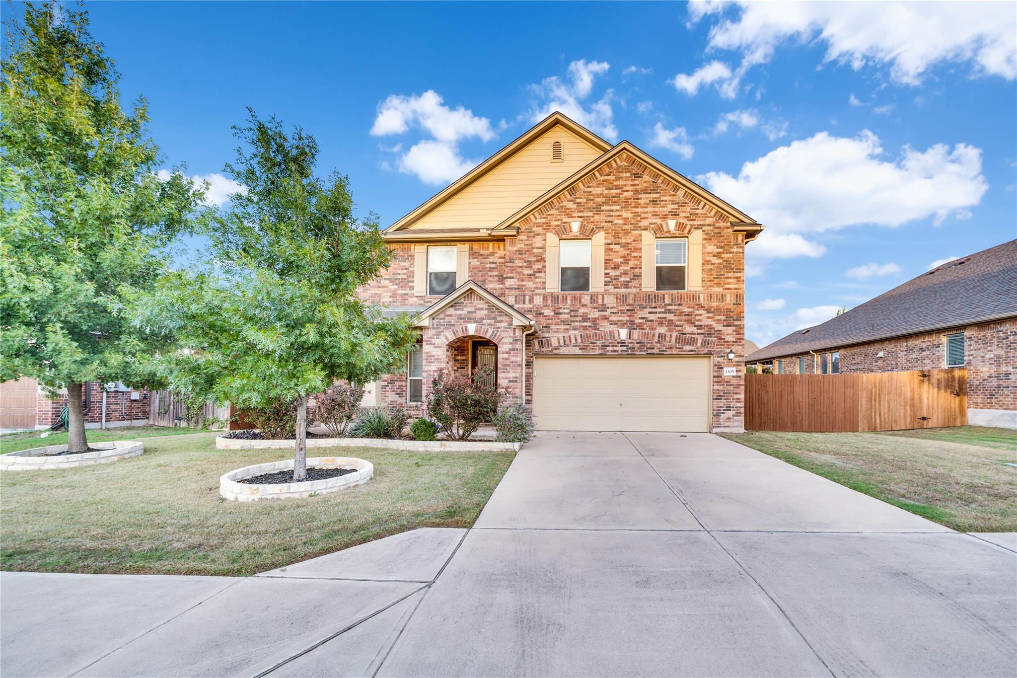 1305 Ignacia Dr Property Photo 1