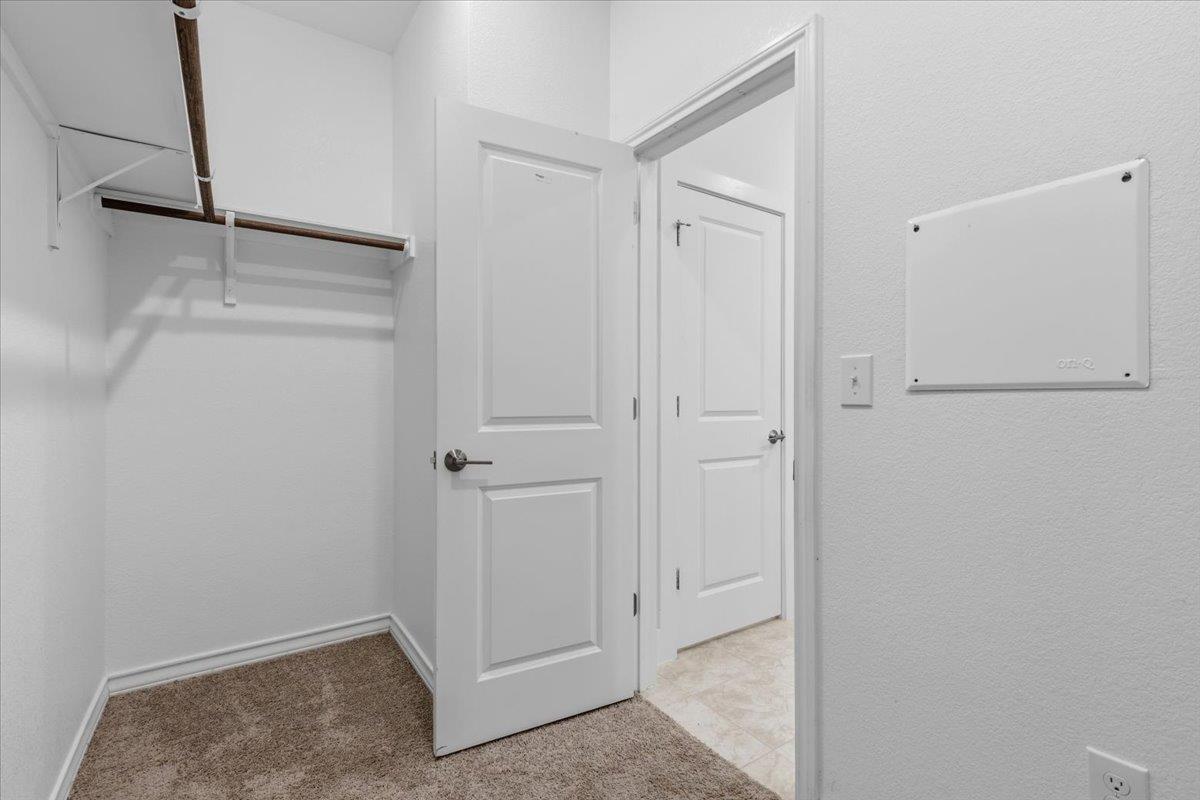 5202 Dimesky Ln Property Photo 24