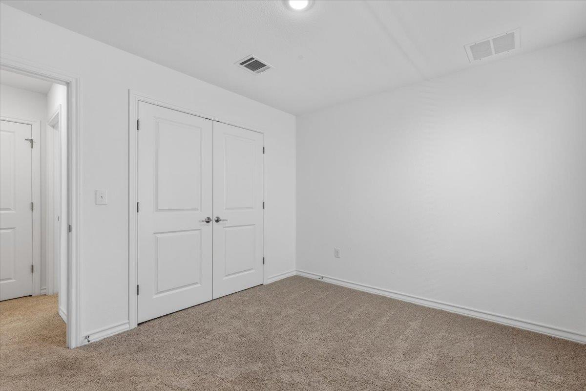 5202 Dimesky Ln Property Photo 28