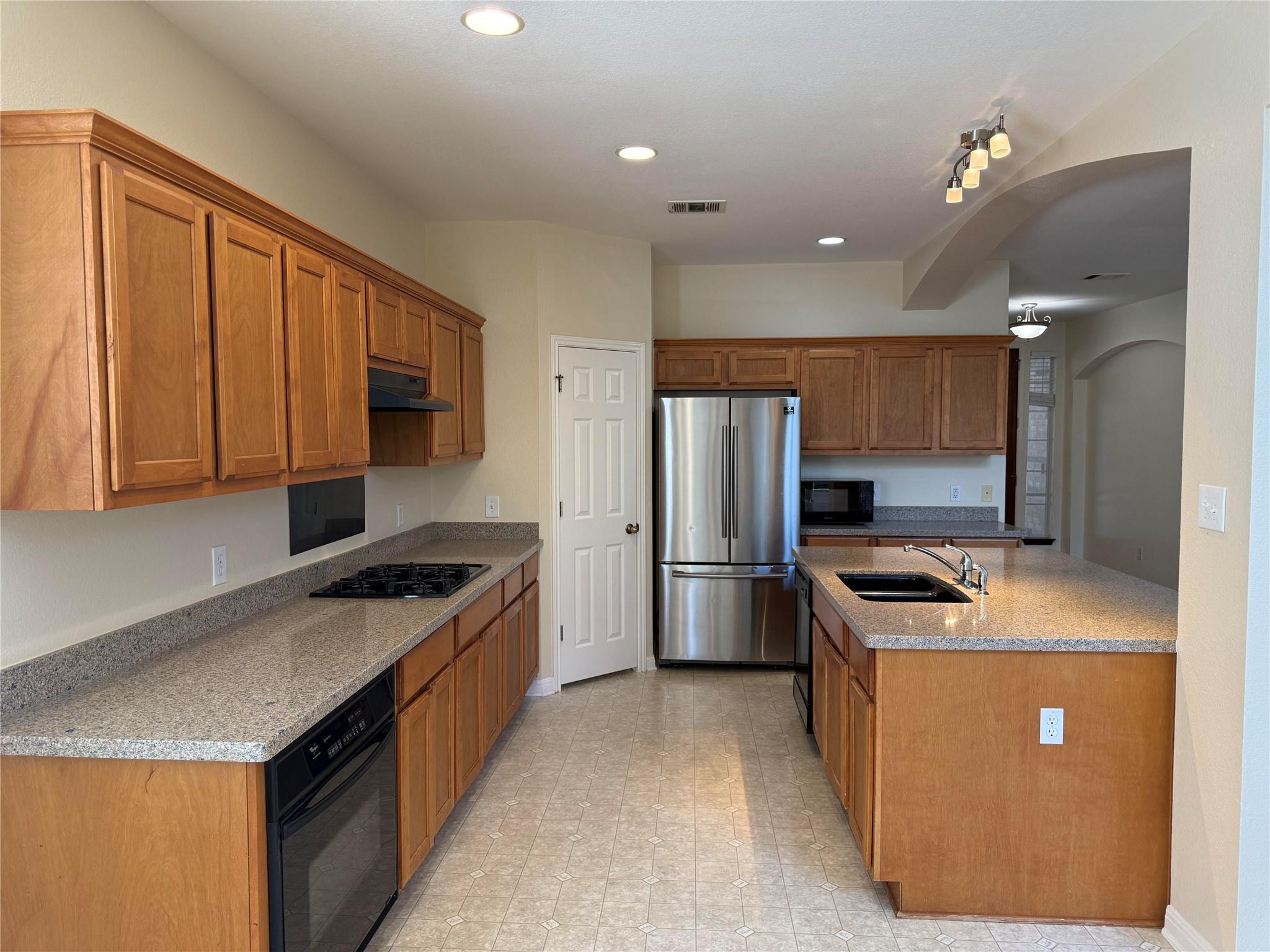 1511 Homewood Cir Property Photo 4