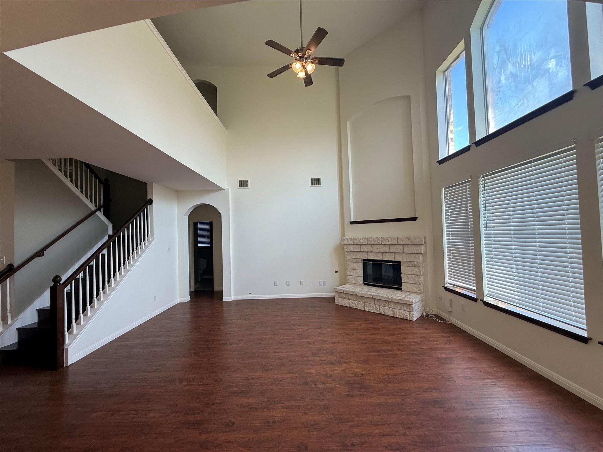 1511 Homewood Cir Property Photo 8