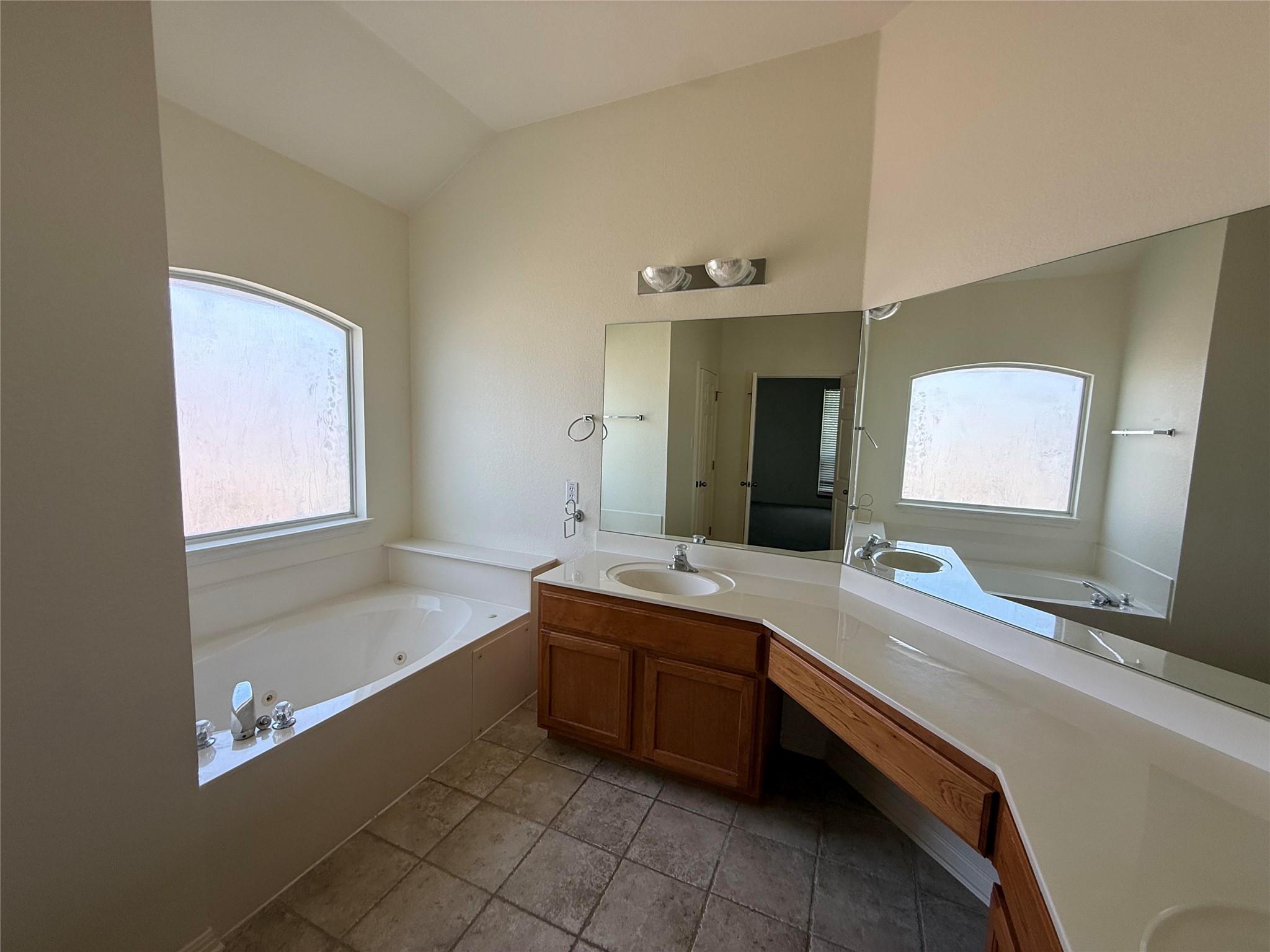 1511 Homewood Cir Property Photo 13