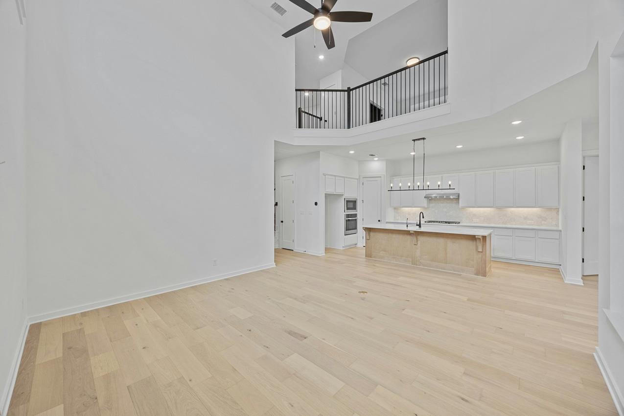 1109 Calendula Trl Property Photo 9