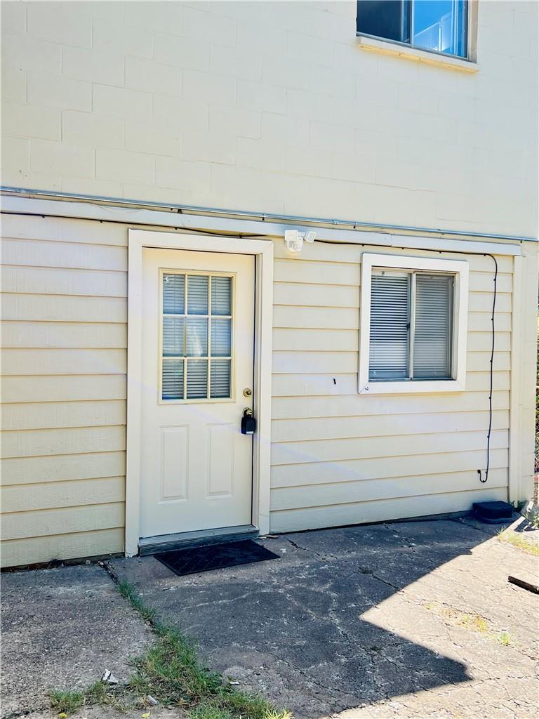 1914 Cullen Ave #b Property Photo 2