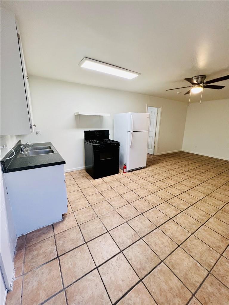 1914 Cullen Ave #b Property Photo 8