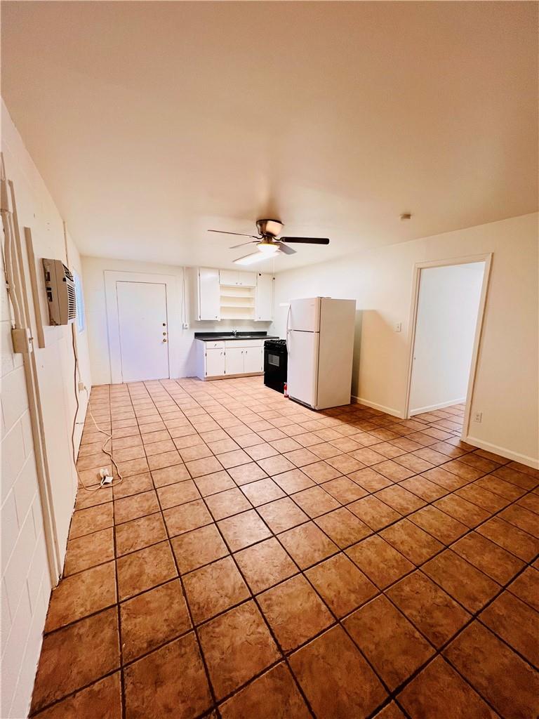 1914 Cullen Ave #b Property Photo 9