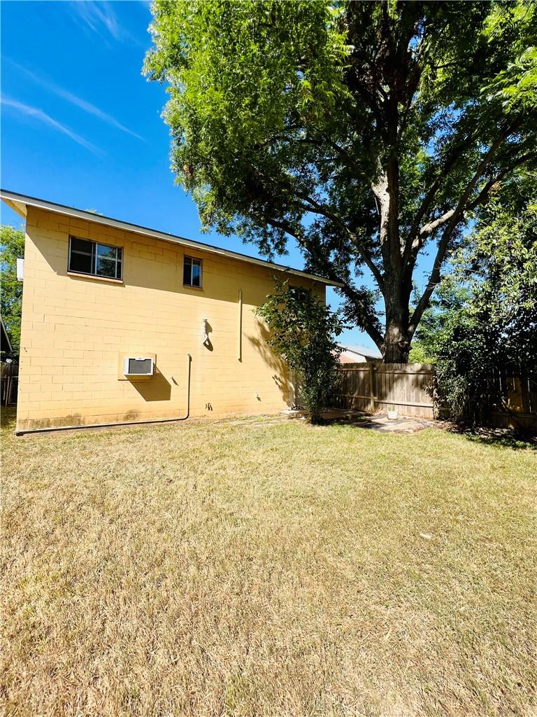1914 Cullen Ave #b Property Photo 23