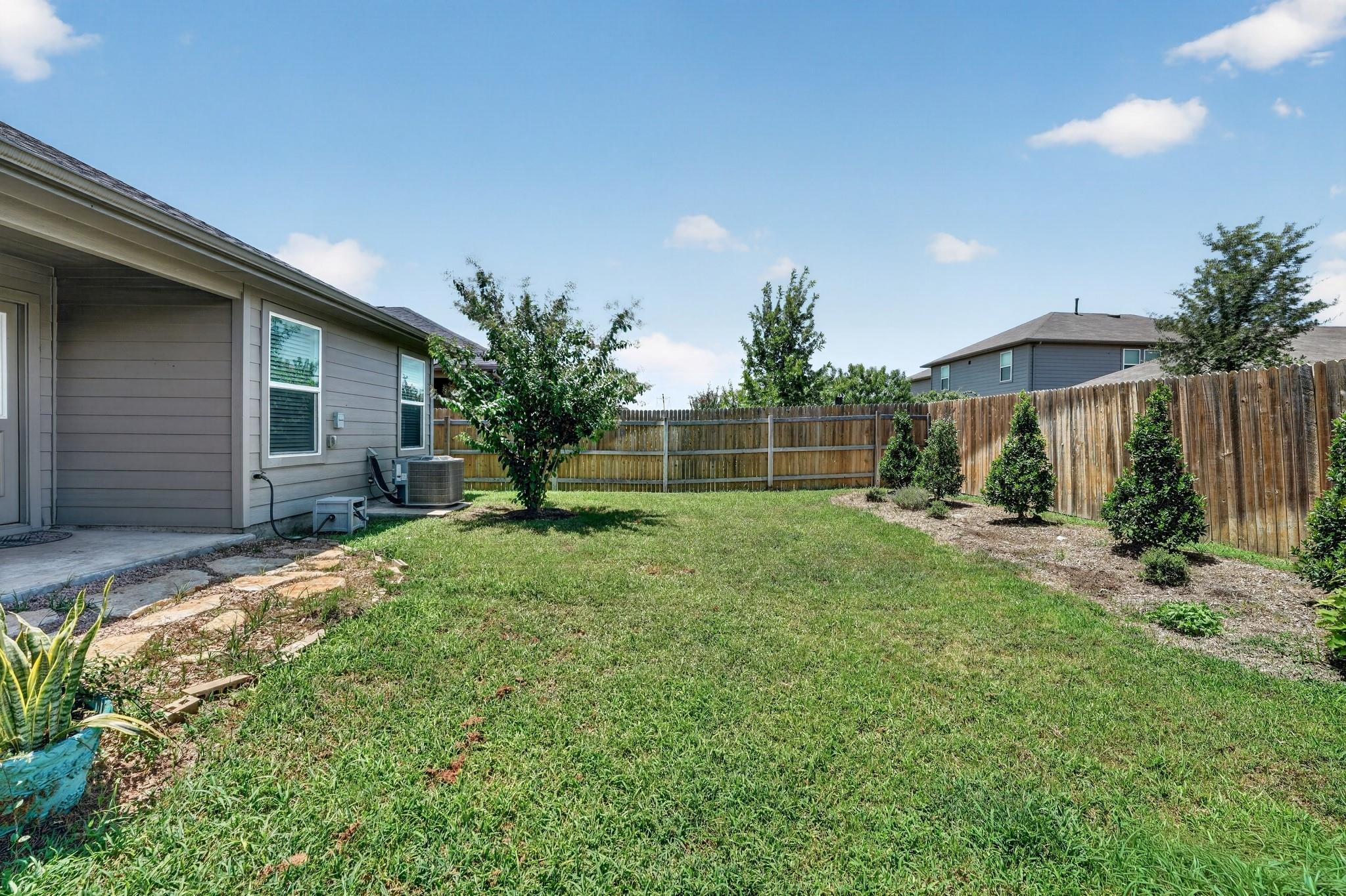 196 Harvest Creek Dr Property Photo 30